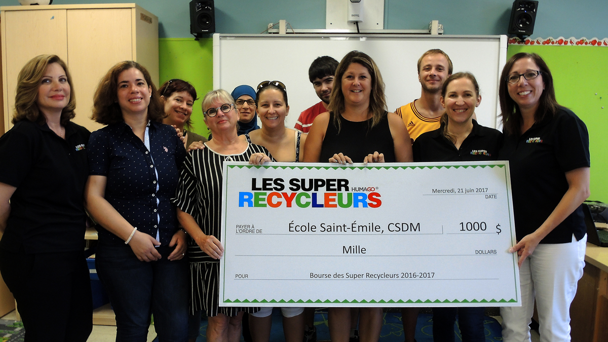 Remise de la bourse des Super Recycleurs 2017 à l'école Sain-Émile